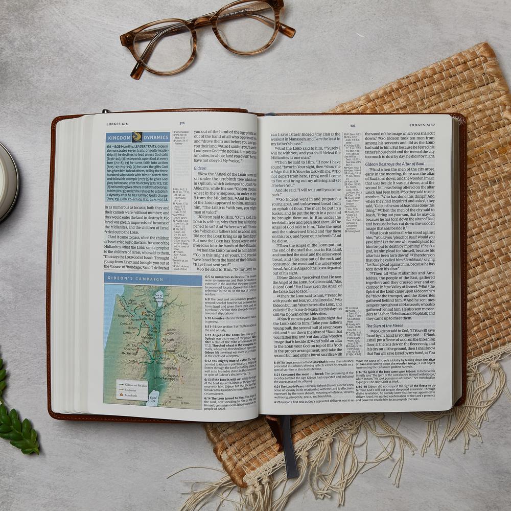 NKJV, Spirit-Filled Life Bible, Third Edition, Red Letter Edition, Comfort Print: Kingdom Equipping Through the Power of the Word - Image 67
