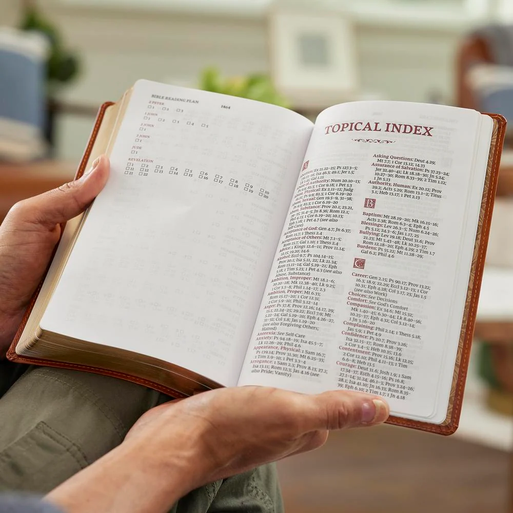 RSV Personal Size Bible with Cross References (Sovereign Collection) - Image 31